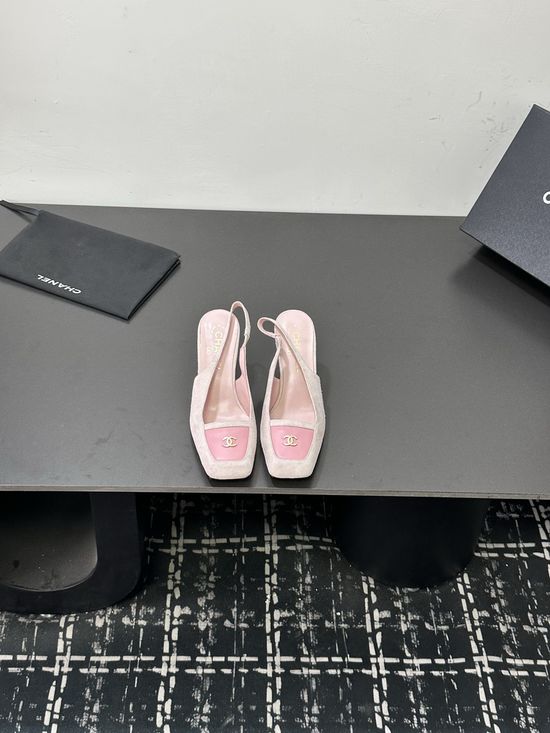 Chanel Sheepskin Upper Elegant Slides With Gift Box