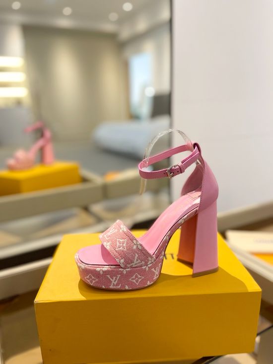 Louis Vuitton Elegant Platform Sandals Premium Upper Soft Lining Non-slip Sole
