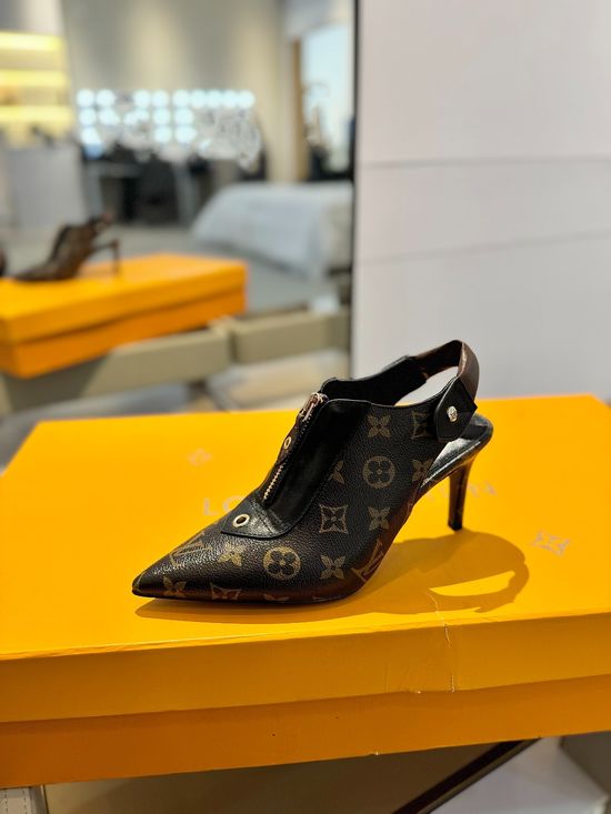 Louis Vuitton Classic Monogram Leather Mid-Heel Dress Shoes