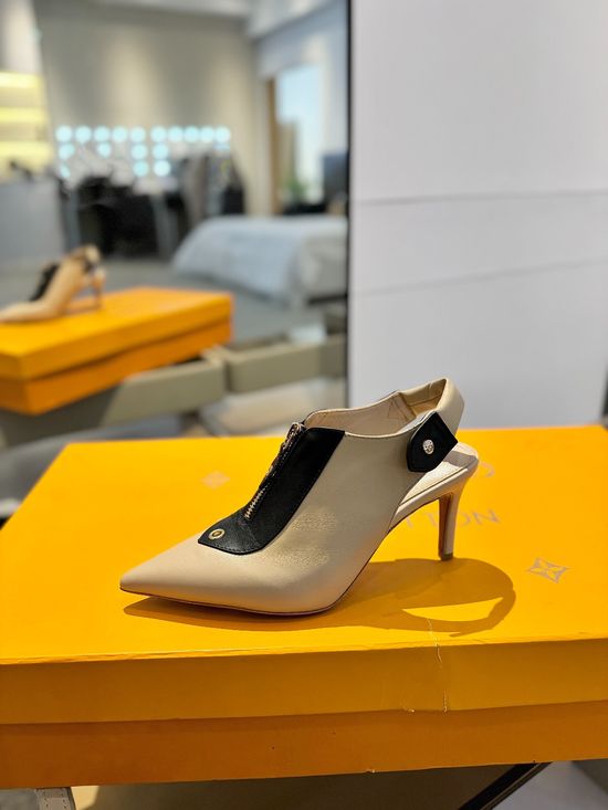 Louis Vuitton Classic Monogram Leather Mid-Heel Dress Shoes