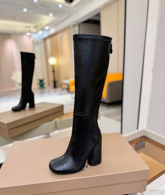 Burberry Round Toe Chunky Heel Elastic Knee High Boots