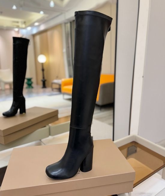 Burberry Round Toe Emblem Block Heel Stretch Knee High Boots