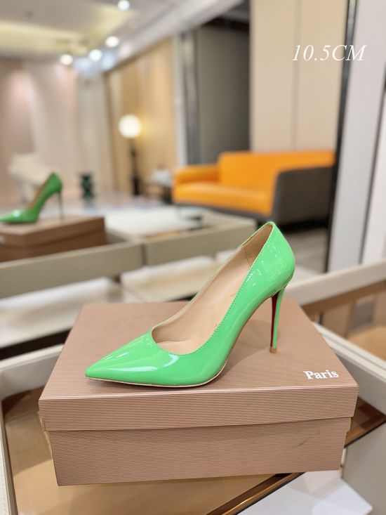 Christian Louboutine Patent Leather Classic Pointed Toe Stiletto Heel Pumps