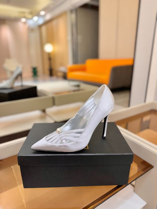 Alevi Milano Rhinestone Decorated Woven Cutout Stiletto Heel Dress Shoes