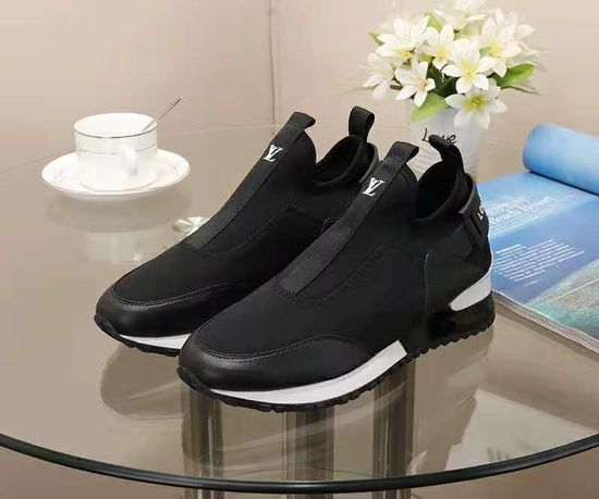 Louis Vuitton LV Stretchy Fabric Stitched Leather Comfortable Casual Sneakers