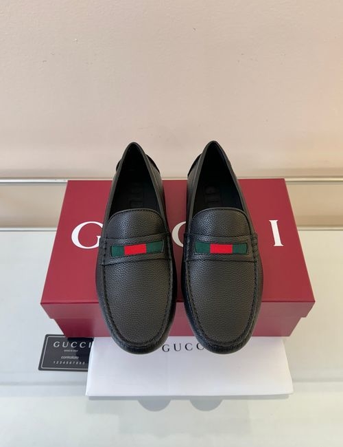 Gucci Cowhide Loafers With Interlocking G Details