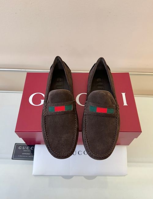 Gucci Cowhide Loafers With Interlocking G Details