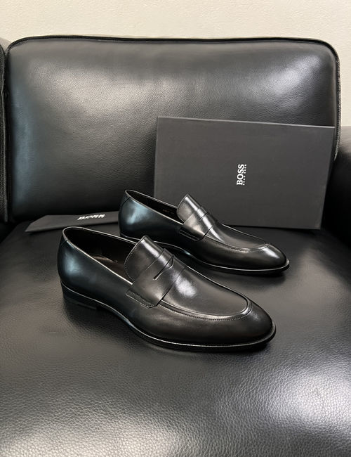 Hugo Boss Stitched Leather Formal Dress Shoes