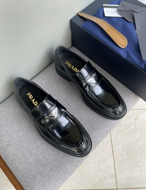 Prada Patent Leather Carved Casual Shoes