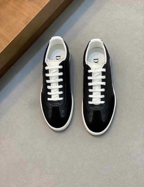 Christian Dior CD B01 Suede Logo Embossed Casual Sneakers