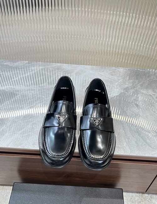 Prada Patent Leather Glossy Loafer Casual Leather Shoes