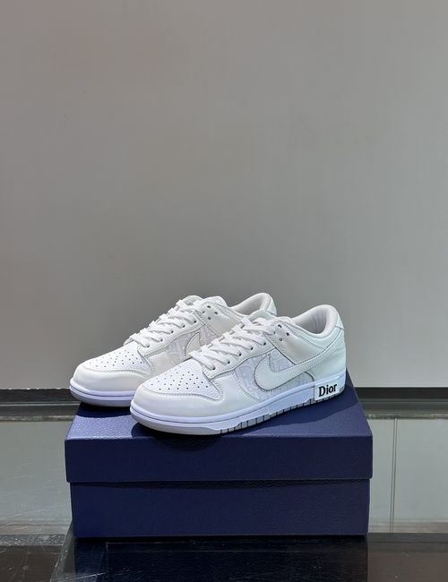 Christian Dior CD Low-top Casual Sneakers Canvas Leather