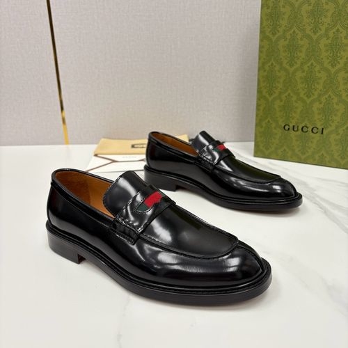 Gucci Jordaan Loafers Leather Classic Elegant Shoes