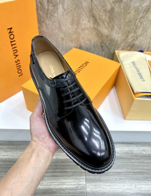 Gucci G Metal Buckle Loafers