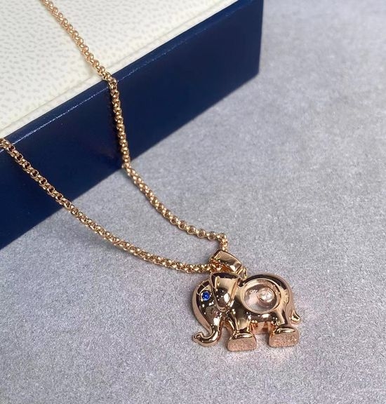 Chopard Elephant Pendant Diamond Inlaid Necklace