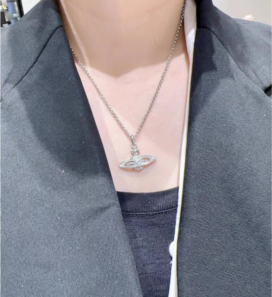 Vivienne Westhood Delicate Rhinestone Planet Necklace For Layering