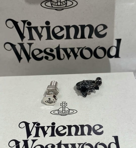 Vivienne Westhood Classic Crown Ball Accessory