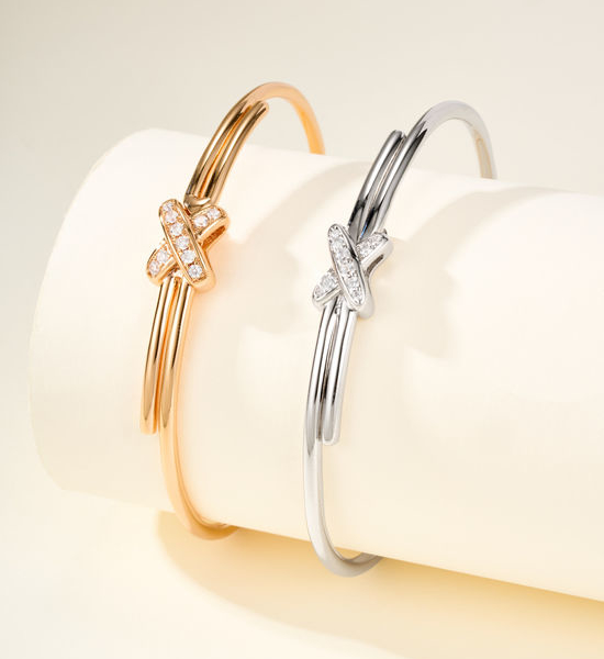 Chaumet Cross Pattern Bangle Elegant Metal Design