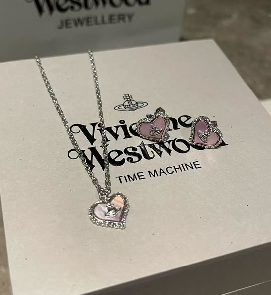 Vivienne Westhood Heart Pendant Necklace Saturn Design High Quality