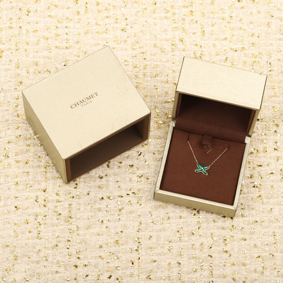 CHAUMET Cross Pendant Necklace Fine Craftsmanship
