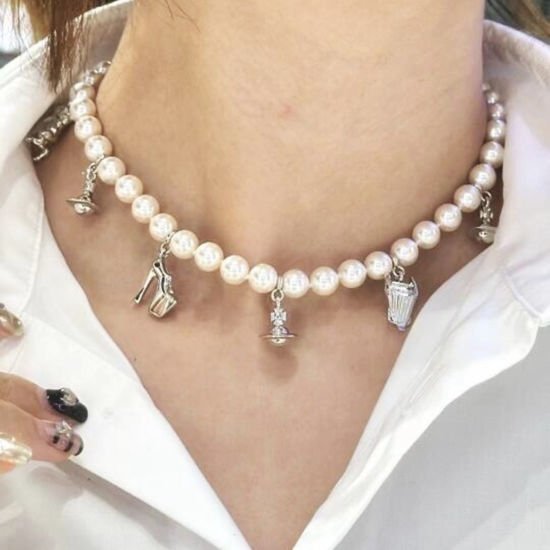 Vivienne Westhood Elegant Shiny Crown Saturn Pearl Necklace