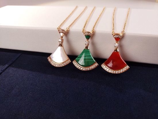 Bvlgari Carnelian Fan Shape Pendant Necklace