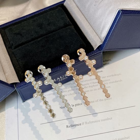 Chaumet Honeycomb Pattern Silver Earrings
