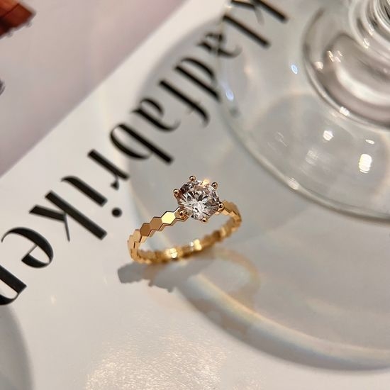 Chaumet Honeycomb Stackable Solitaire Diamond Ring