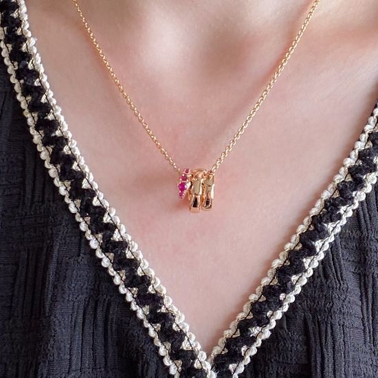 Bvlgari Elegant Pink Diamond Snake Necklace