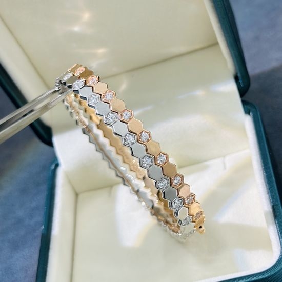 Chaumet Honeycomb Pattern Stackable Silver Bangle