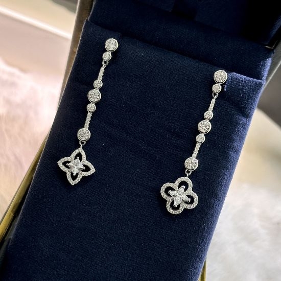 Louis Vuitton LV Asymmetric Clover Zircon Silver Stud Earrings