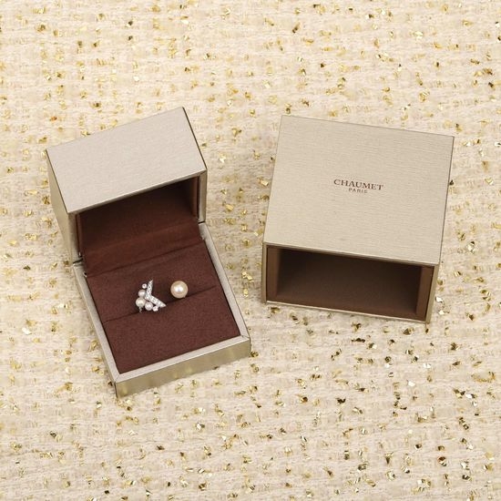 Chaumet Pearl V Shaped Stackable Ring