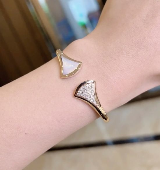 Bvlgari Mother-of-Pearl Fan-Shaped Bracelet