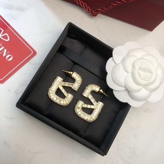 Valentino Elegant Simplified Design Diamond Earrings