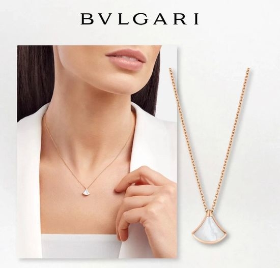 Bvlgari Custom High-end White Shell Necklace