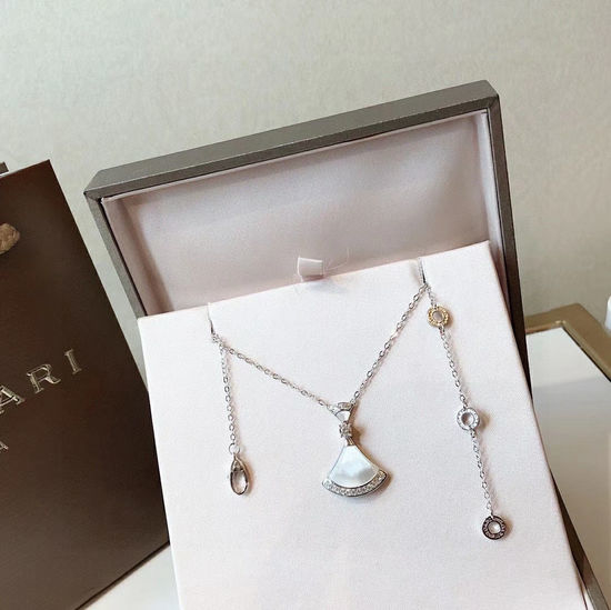 Bvlgari Diva Series Diamond Pendant Necklace