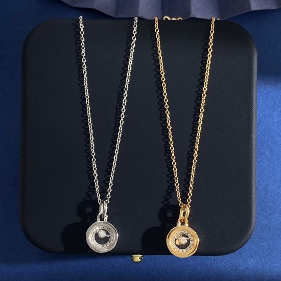 Chopard Inner Inlaid Single Diamond Necklace