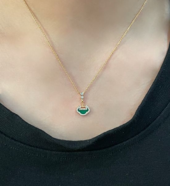 Bvlgari Mini Ruyi Peacock Green Necklace