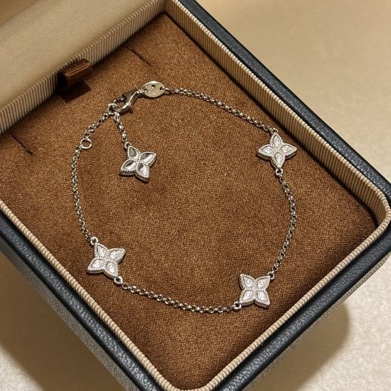 Christian Louboutine Clover Frosted 925 Silver Bracelet