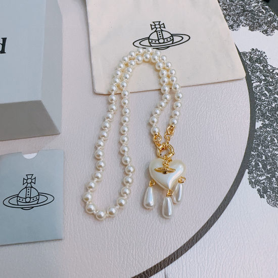 Vivienne Westhood Delicate Saturn Pendant Fashion Necklace