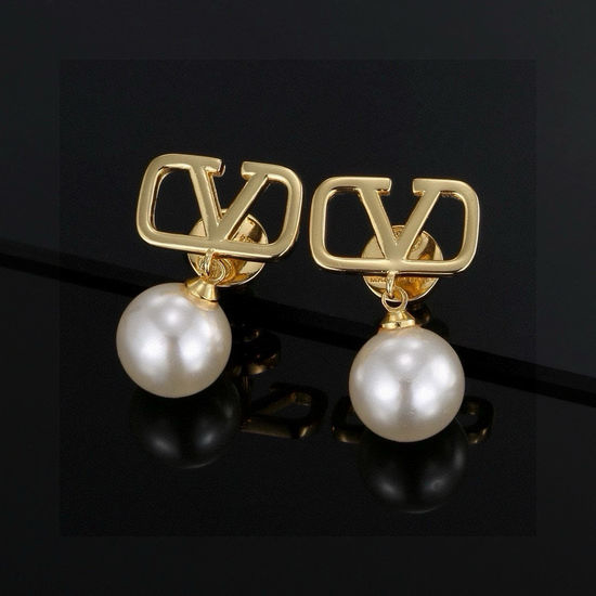 Valentino Delicate Rhinestone Stud Earrings Fine Workmanship