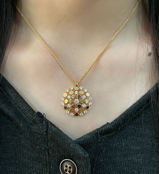 Chaumet Diamond Honeycomb Stylish Necklace