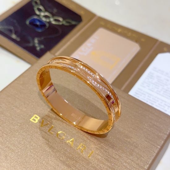 Bvlgari Classic Polished Snake Shape Bangle