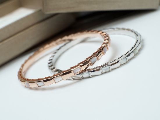 Bvlgari Shell Snake Shape Bangle