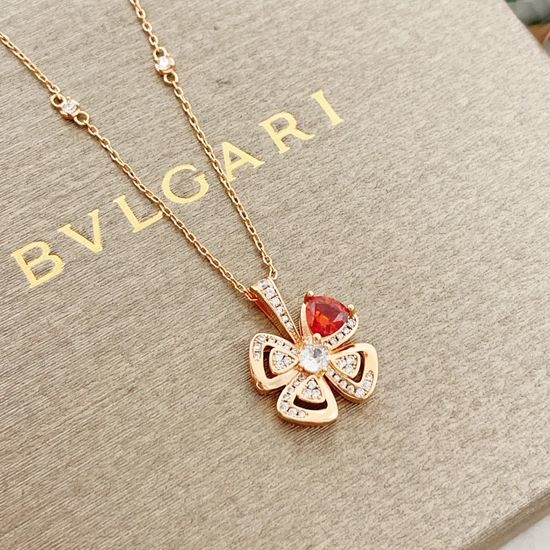 Bvlgari Ruby Decor Blooming Flower Necklace