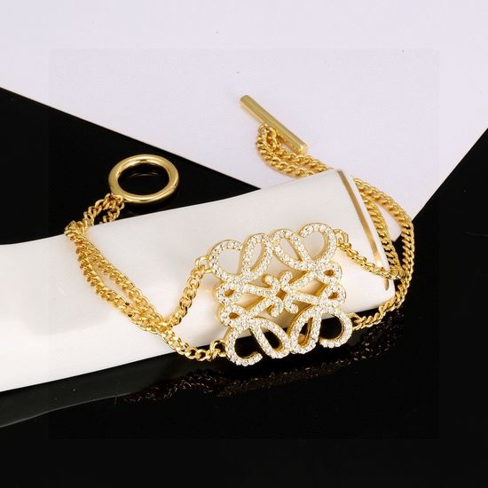 Loewe Line Pattern Rhinestone Bracelet