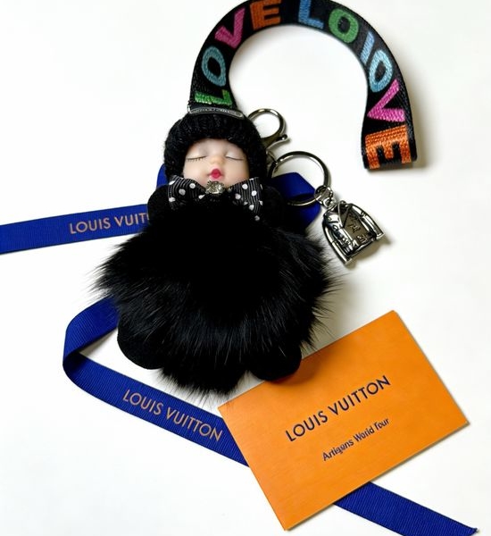 Louis Vuitton LV Vintage Design Bag Charm Keychain