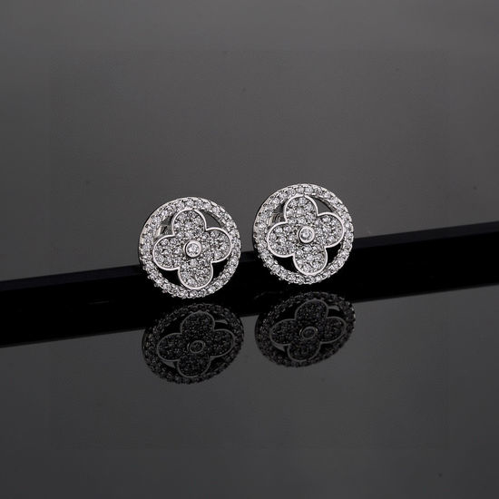 Louis Vuitton LV Elegant Stud Earrings All-match Daily Wear